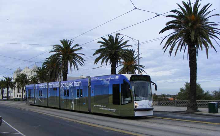 Melbourne Siemens Combino 5013 Pacific Hydro